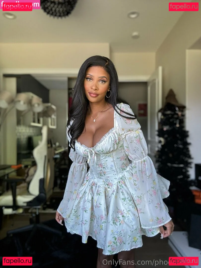 phoenixskye Onlyfans Photo Gallery 