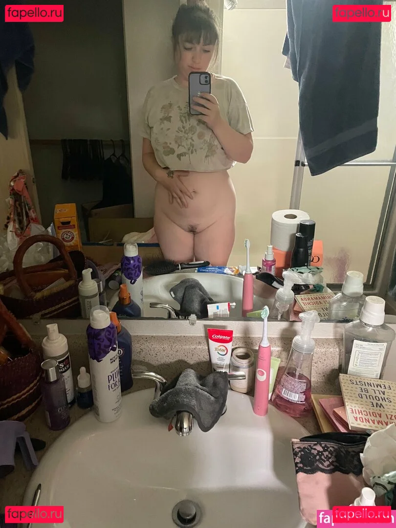 lilpinkalien Onlyfans Photo Gallery 