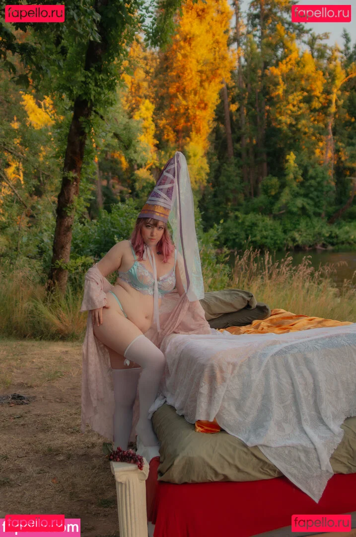 lilpinkalien Onlyfans Photo Gallery 