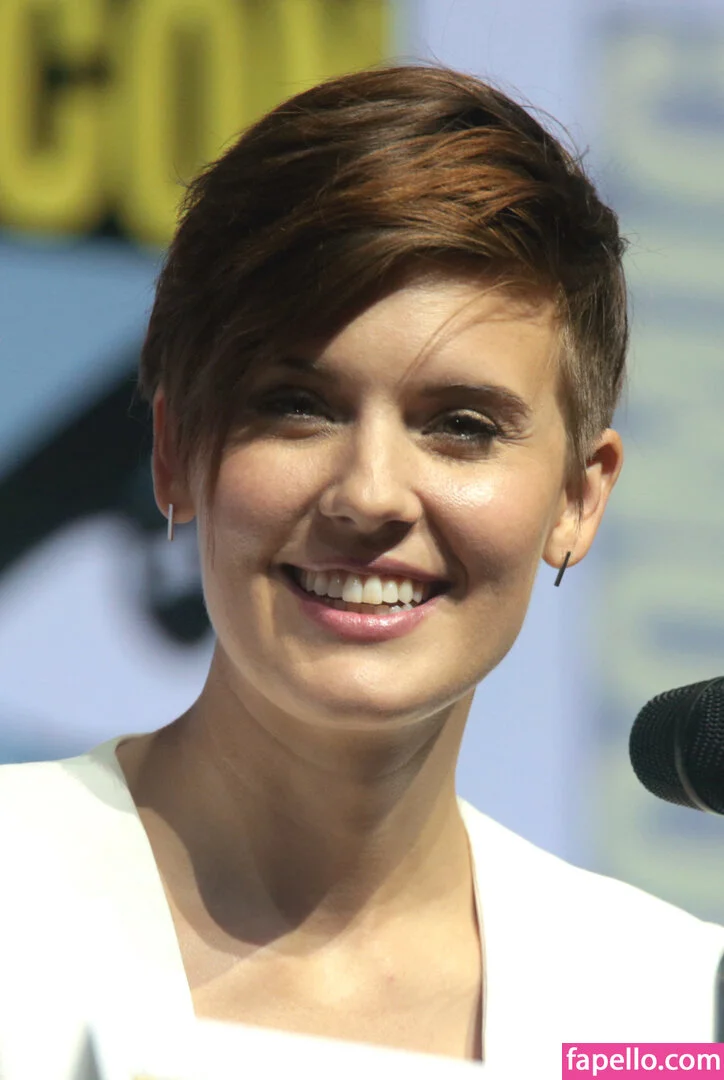 Maggie Grace Onlyfans Photo Gallery 