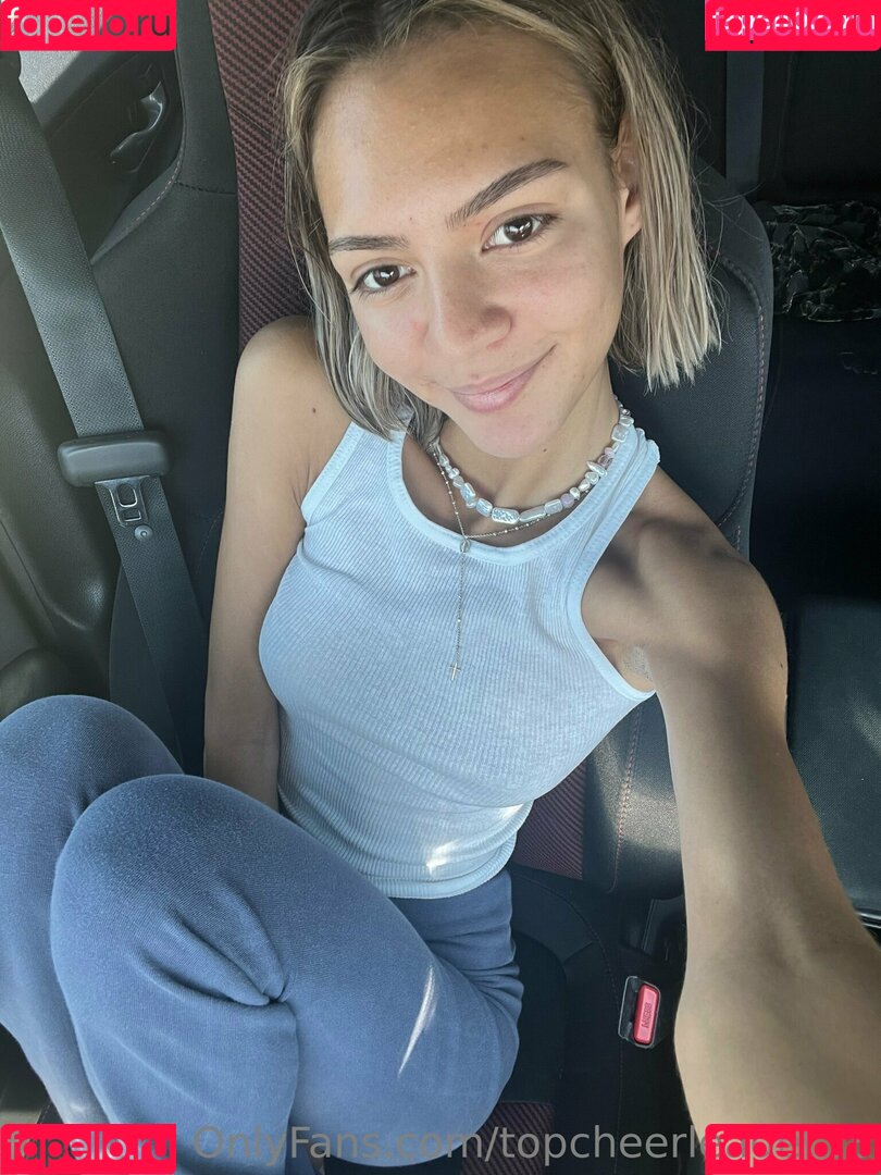 topcheerleader18 Onlyfans Photo Gallery 