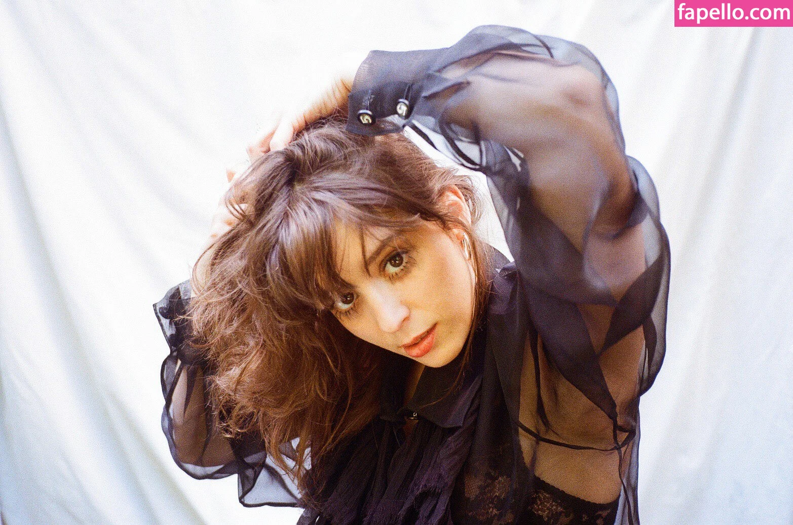 Lucie Bourdeu Onlyfans Photo Gallery 