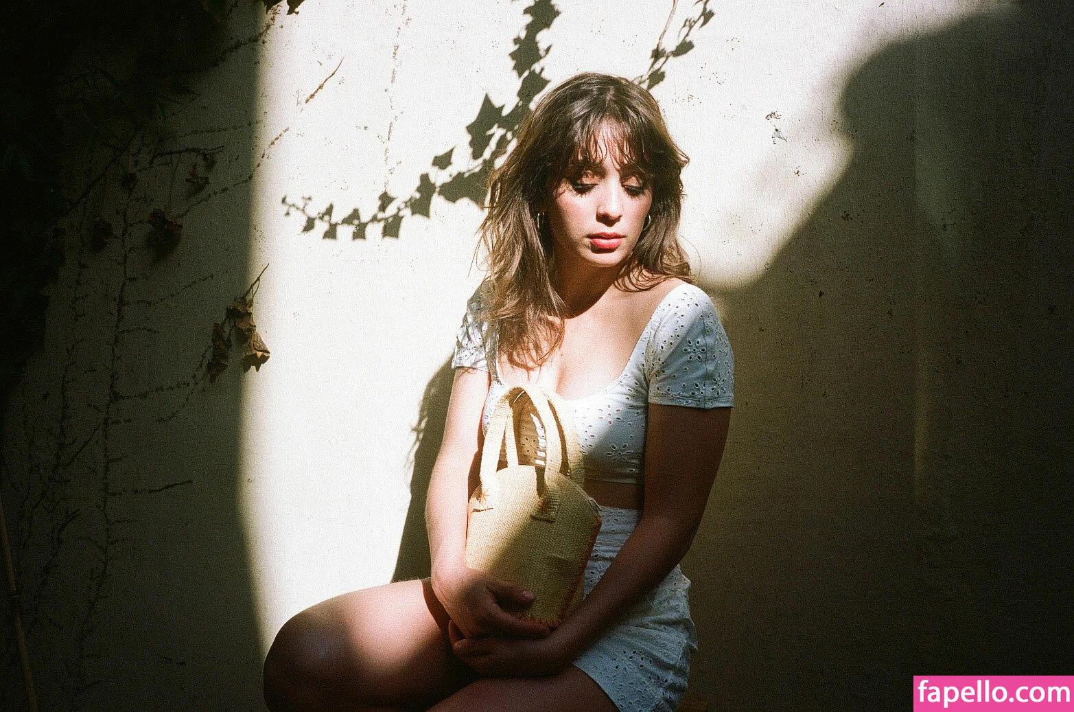 Lucie Bourdeu Onlyfans Photo Gallery 