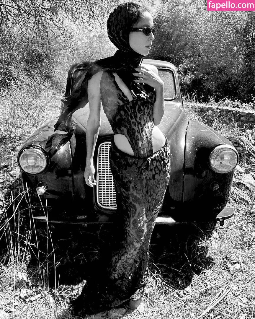 Lucie Bourdeu Onlyfans Photo Gallery 