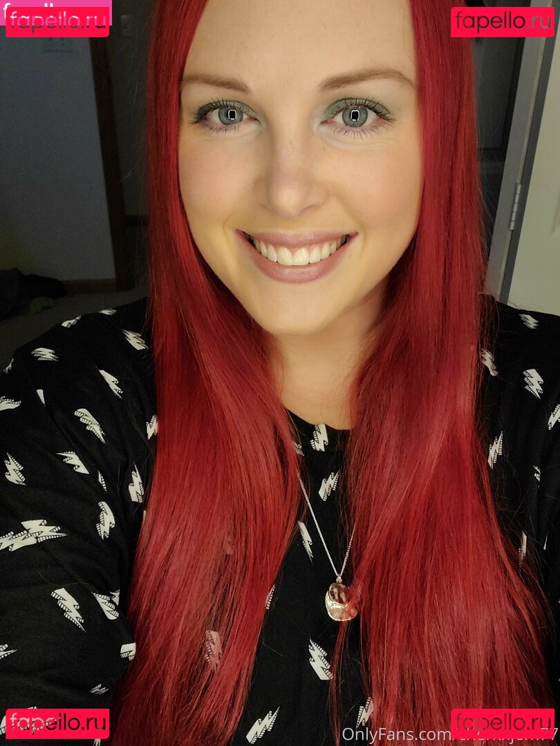 cherrigomez / cherxxjem77 Onlyfans Photo Gallery 