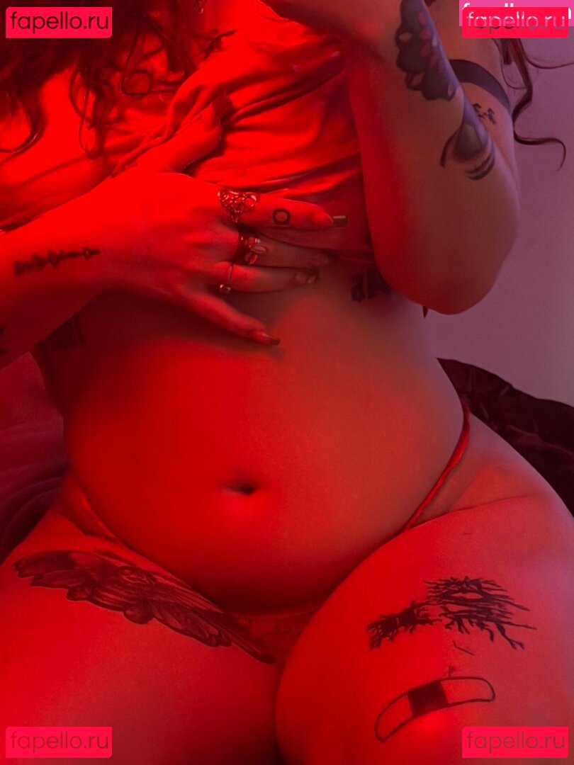 Geminigodi / sambackwood / veinless Onlyfans Photo Gallery 