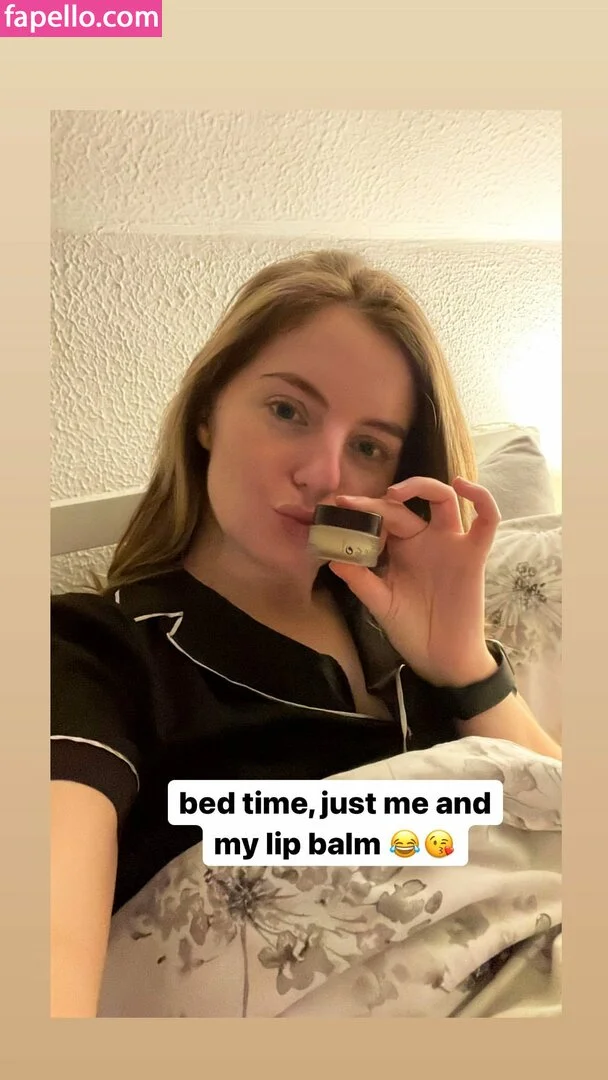 Averytinyleaf Onlyfans Photo Gallery 