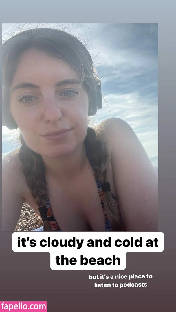 Averytinyleaf Onlyfans Photo Gallery 