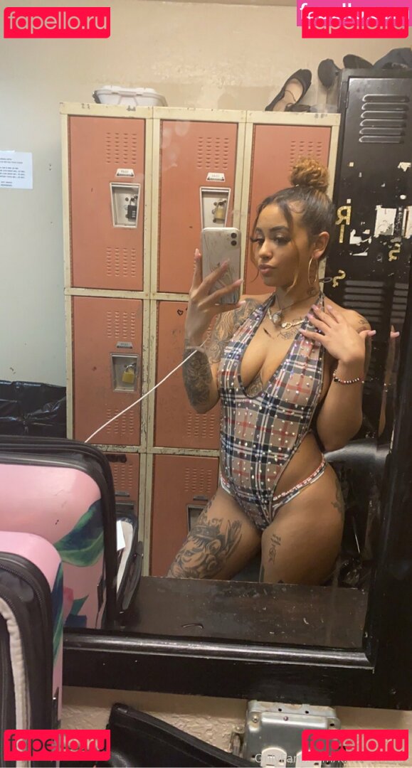 babiekmoney / prettyvae1_ Onlyfans Photo Gallery 