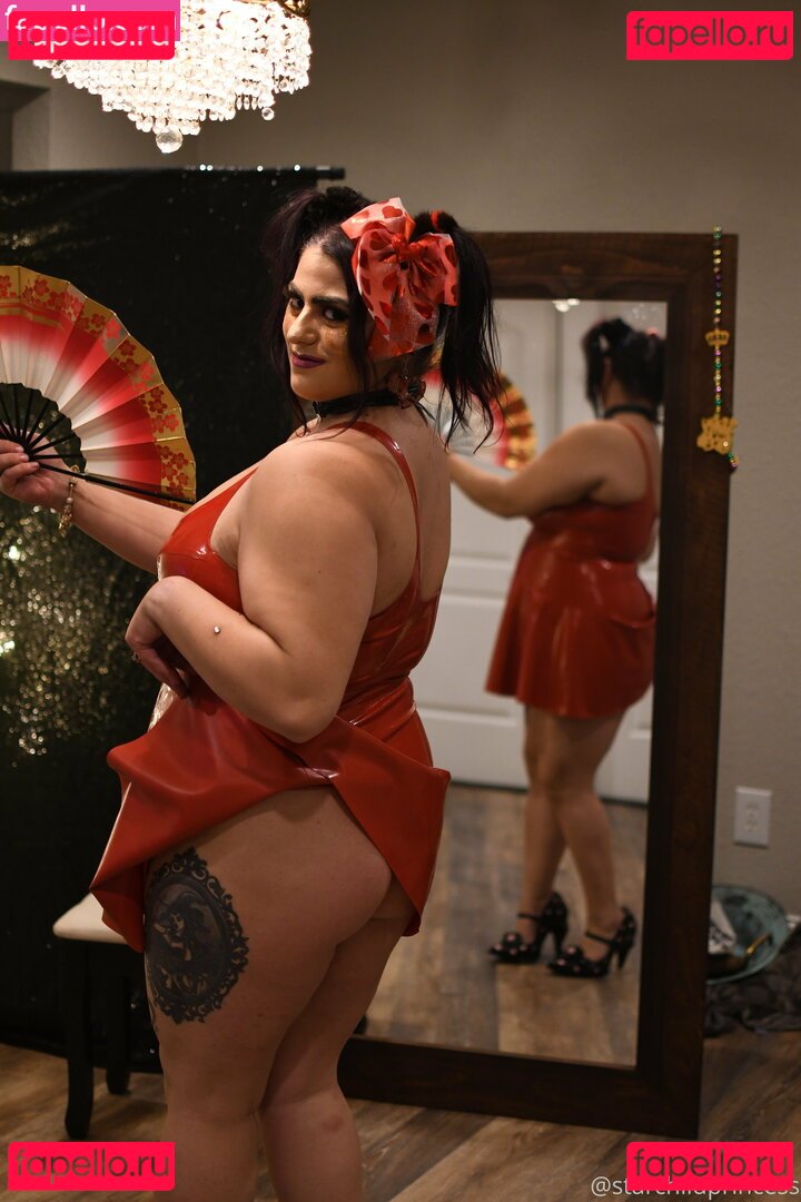 moodymusings / thesemoodymusings Onlyfans Photo Gallery 