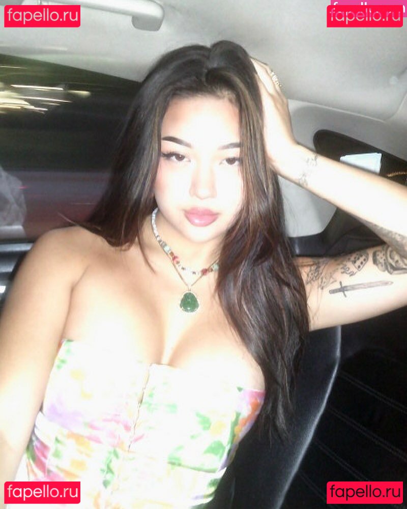 Mai Pham / maiphammy / oy_nee Onlyfans Photo Gallery 