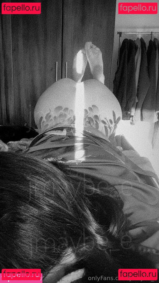 jmaybe_e / jmaybe_efree Onlyfans Photo Gallery 