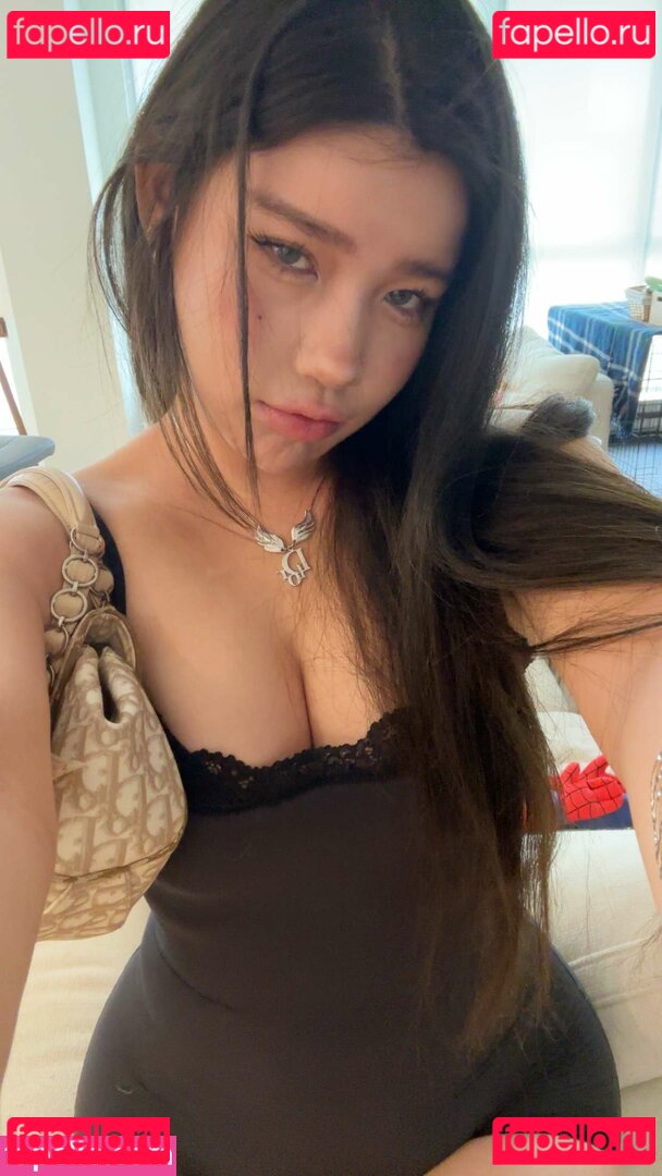 Hannah Kim | / Hannahkae27 Onlyfans Photo Gallery 