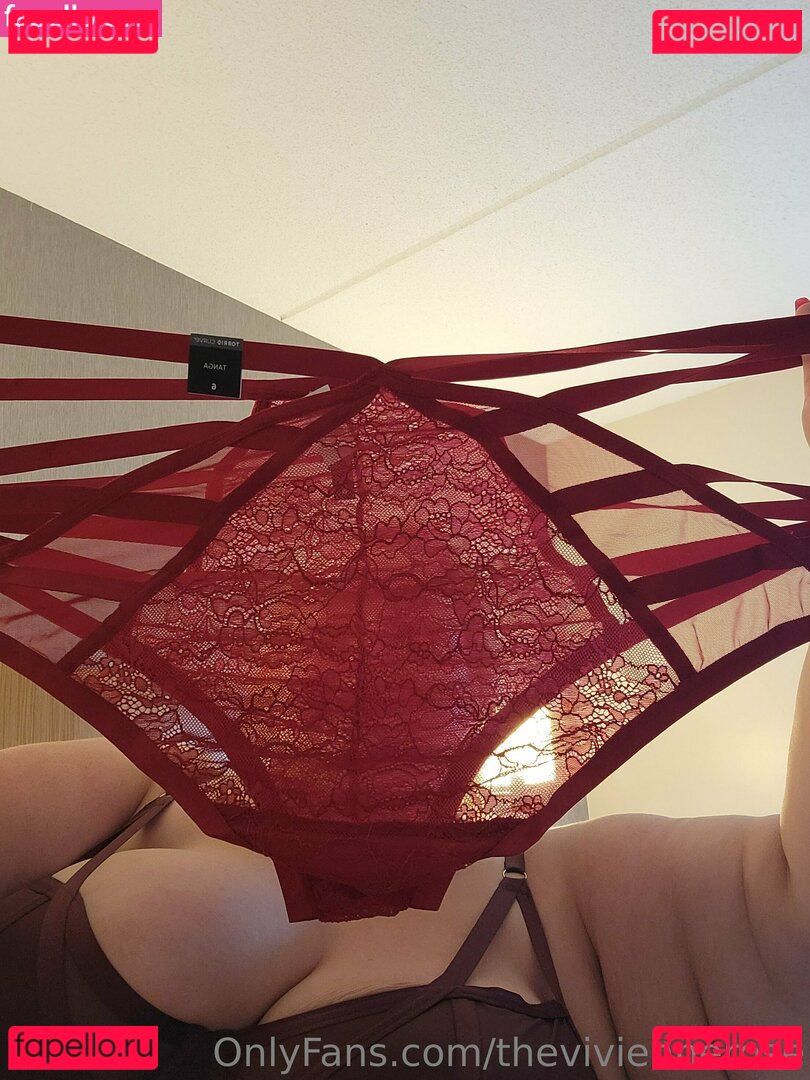 theviviennerose Onlyfans Photo Gallery 