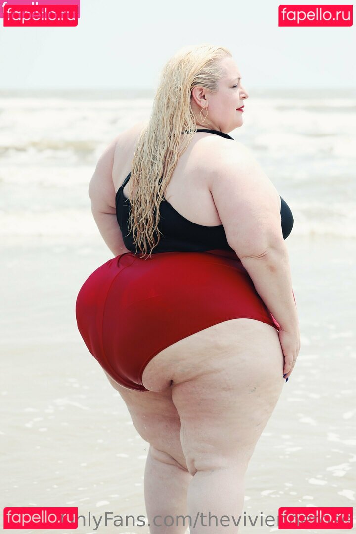 theviviennerose Onlyfans Photo Gallery 