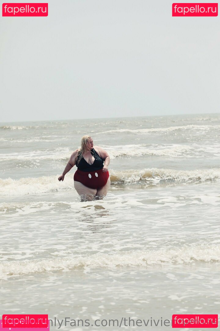 theviviennerose Onlyfans Photo Gallery 