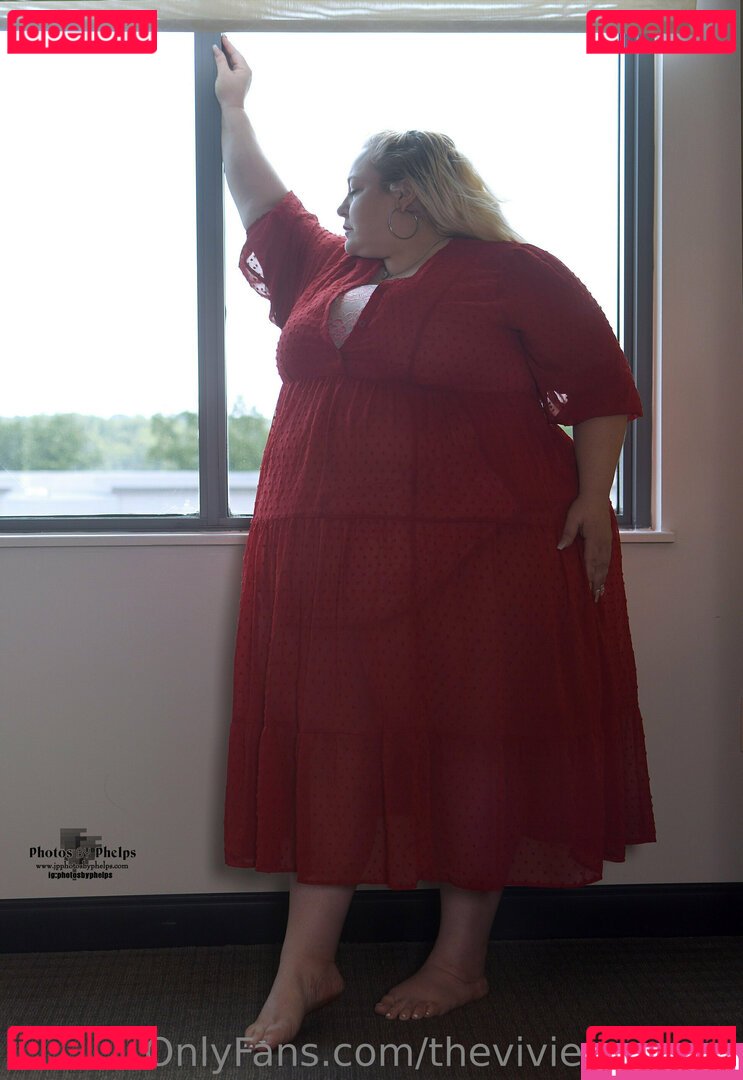 theviviennerose Onlyfans Photo Gallery 