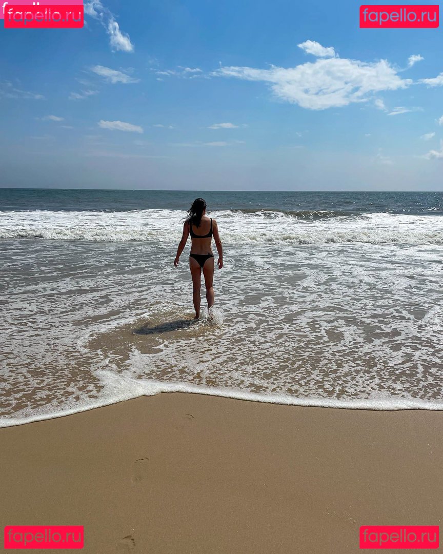 Lea Michele / leamichele Onlyfans Photo Gallery 