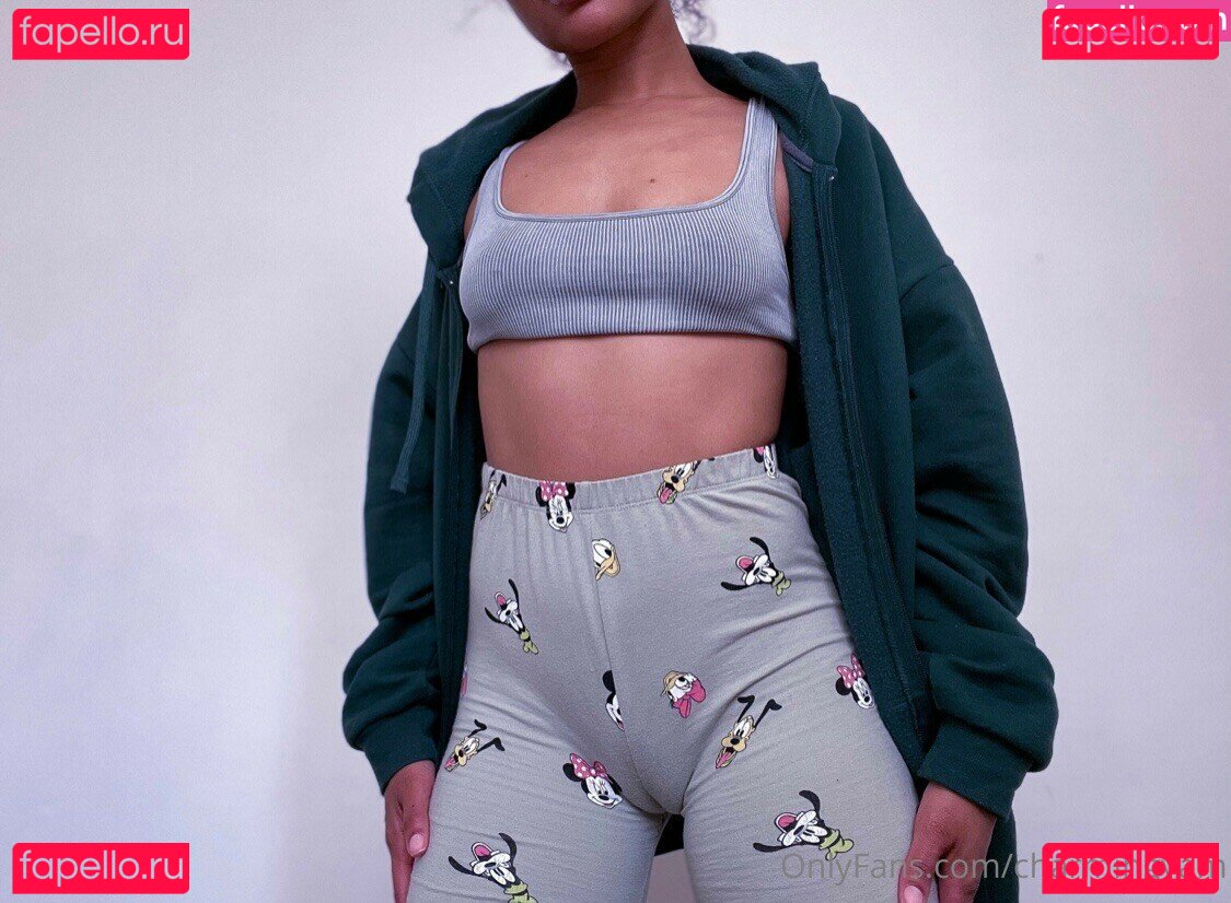 luckyswanasmr Onlyfans Photo Gallery 