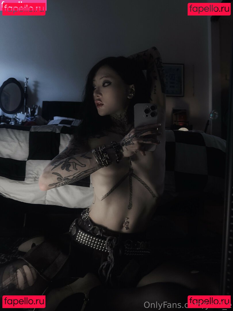 yeul_e / yeule Onlyfans Photo Gallery 