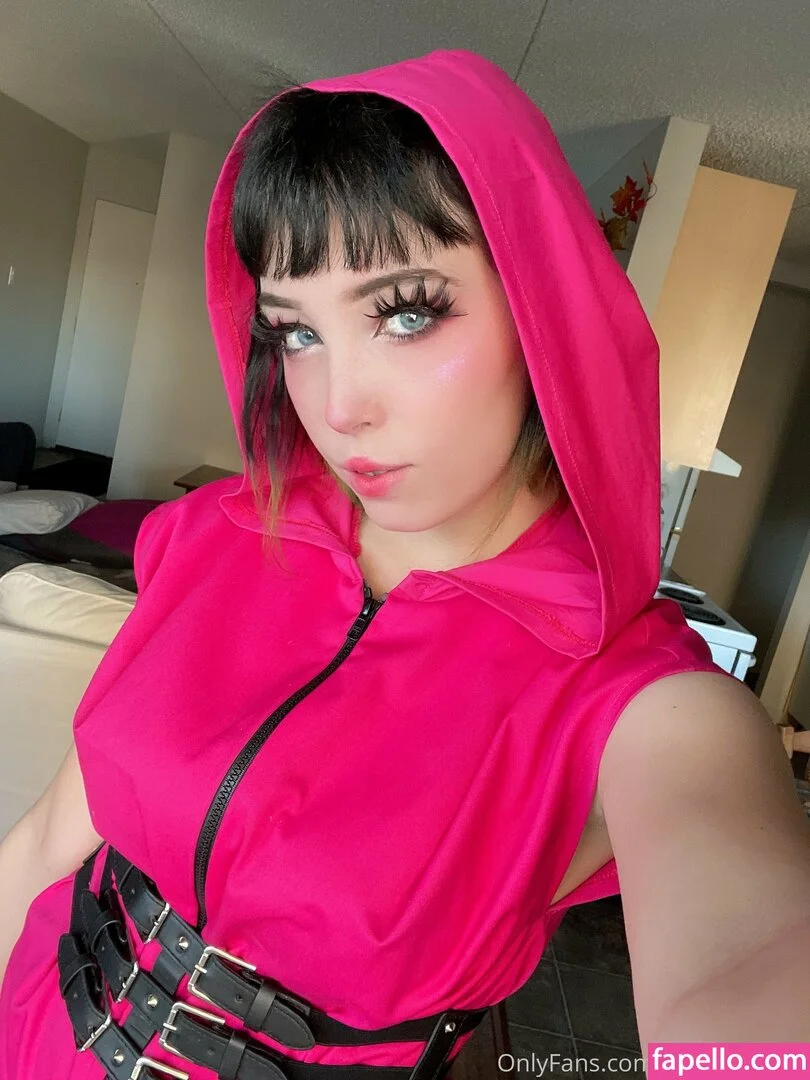 mahoupriest Onlyfans Photo Gallery 