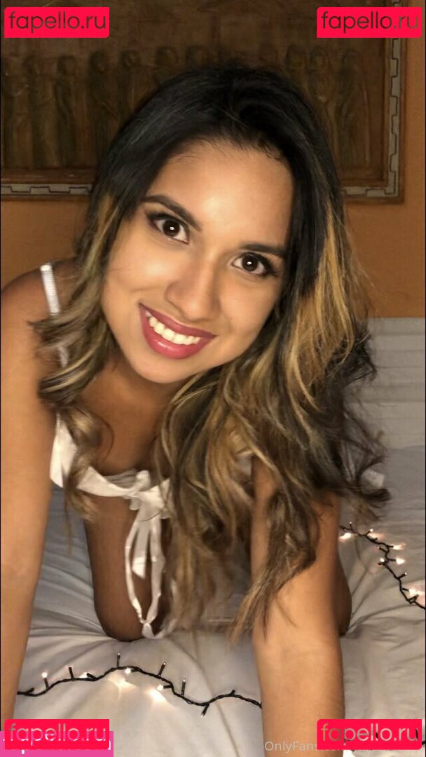 juliaforever / juliarocavip Onlyfans Photo Gallery 