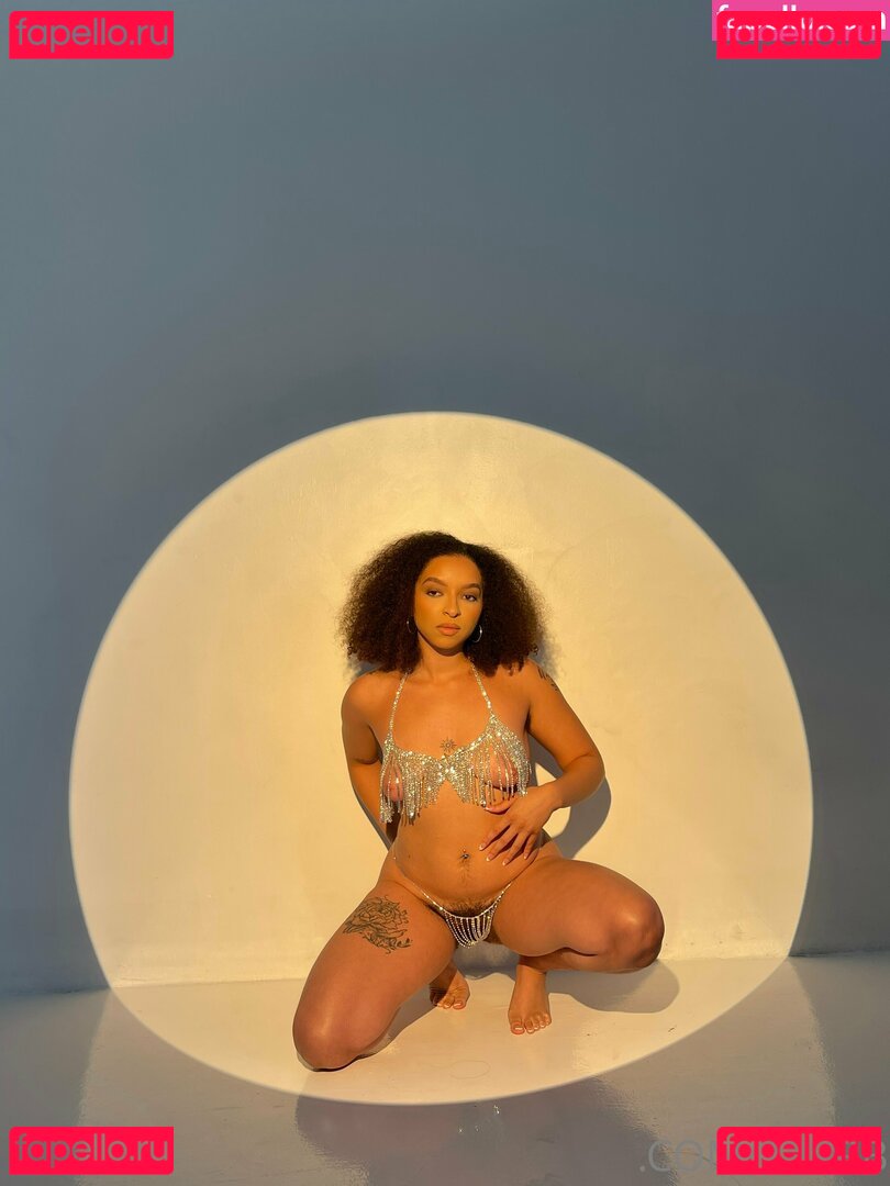 Ziirrb Onlyfans Photo Gallery 