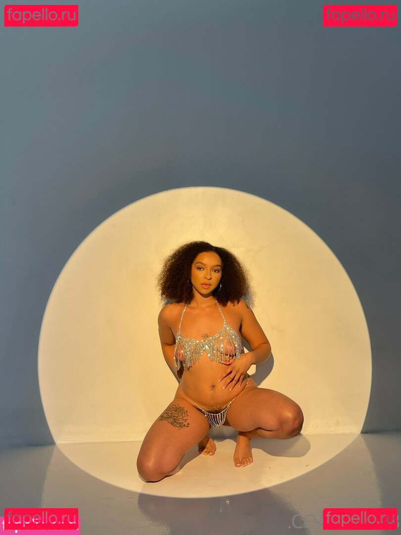 Ziirrb Onlyfans Photo Gallery 