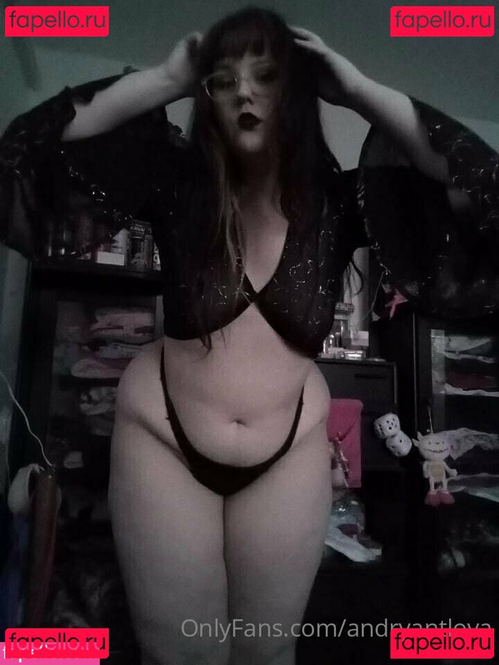 andryantlova / pprincesslaraa Onlyfans Photo Gallery 