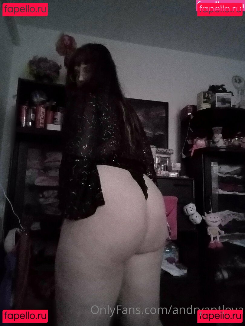 andryantlova / pprincesslaraa Onlyfans Photo Gallery 