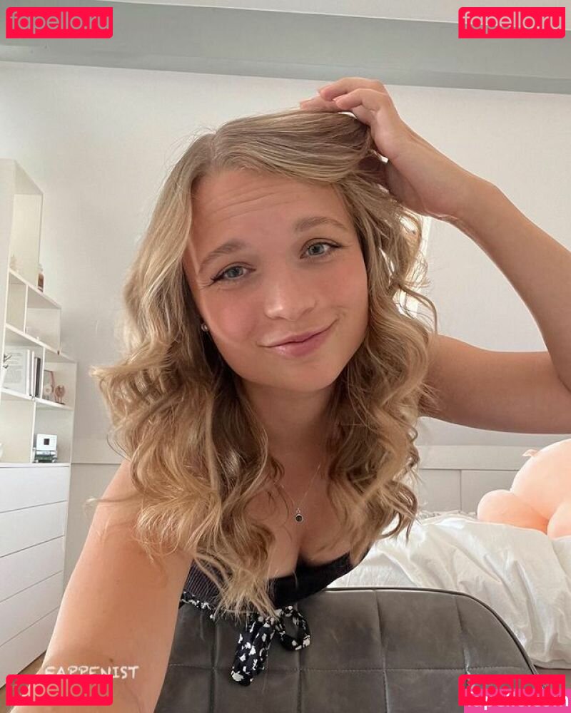 Lisa Kueppers Onlyfans Photo Gallery 