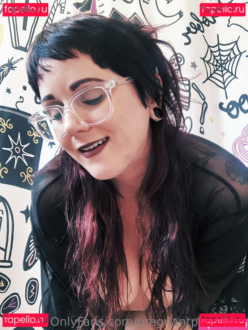 kducketts__ / pregnantprudence Onlyfans Photo Gallery 