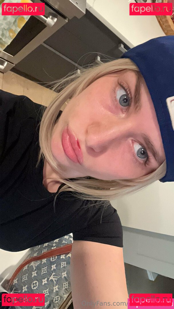 caitlinspicy / misscatspice Onlyfans Photo Gallery 