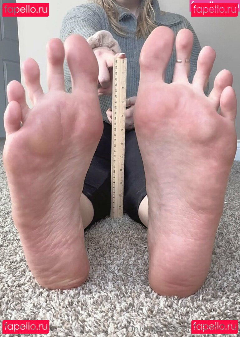 briabigfeet Onlyfans Photo Gallery 