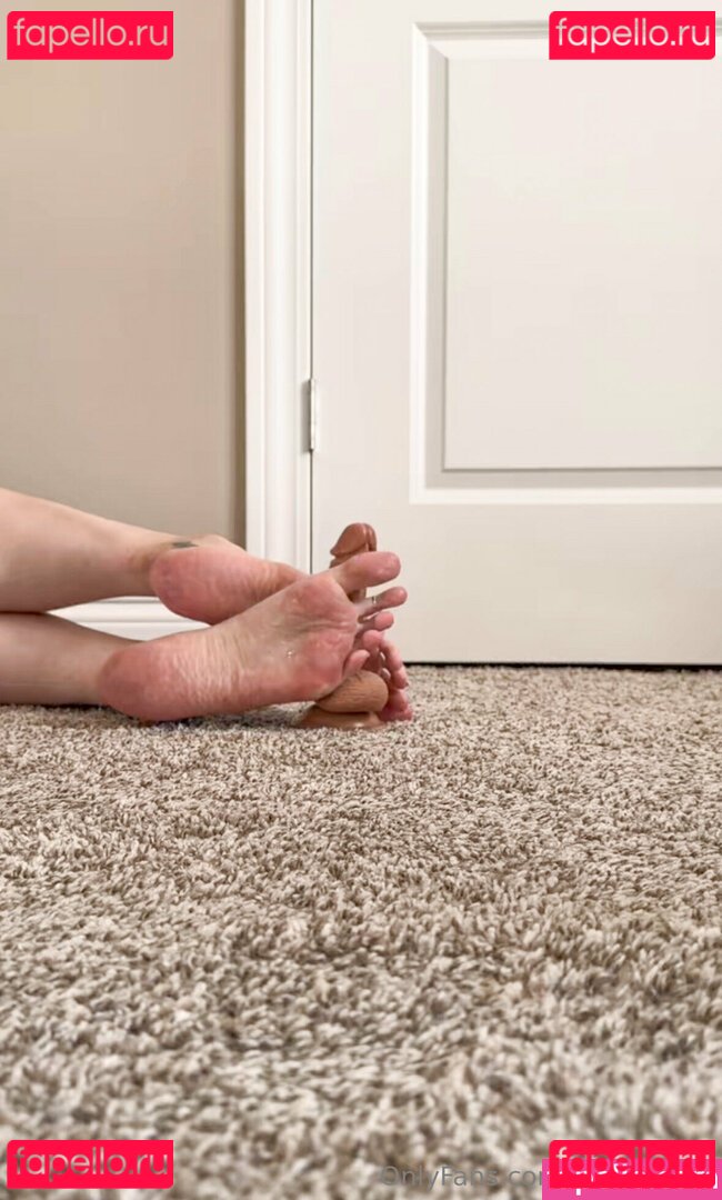 briabigfeet Onlyfans Photo Gallery 