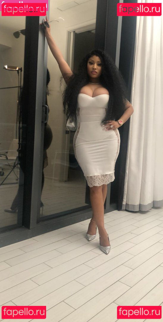 NICKIMINAJ / Nicki Minaj Onlyfans Photo Gallery 