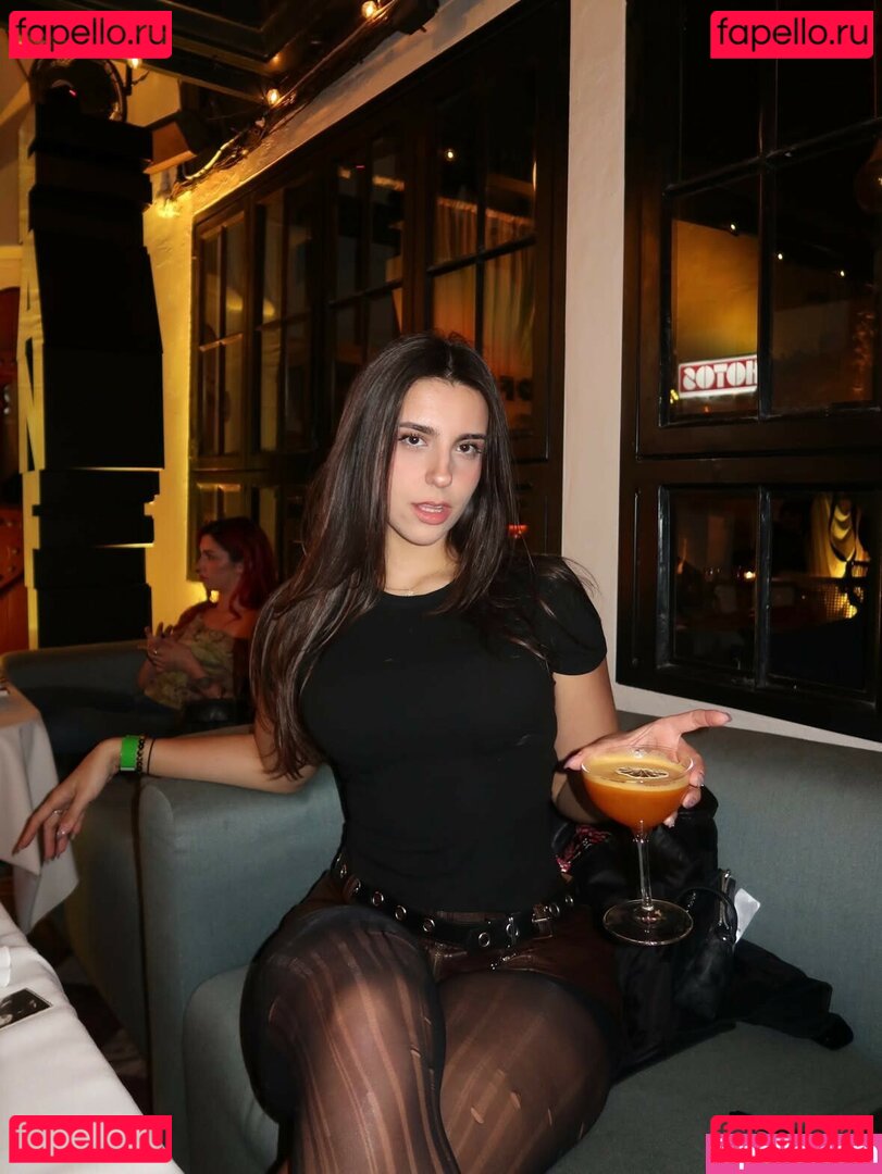 Teddybearosito / Theodora Moutinho Onlyfans Photo Gallery 