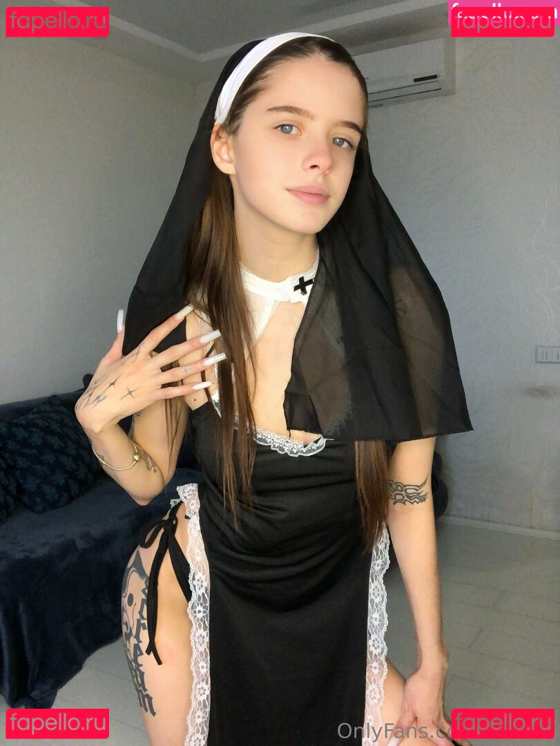 linashy / linnygd Onlyfans Photo Gallery 