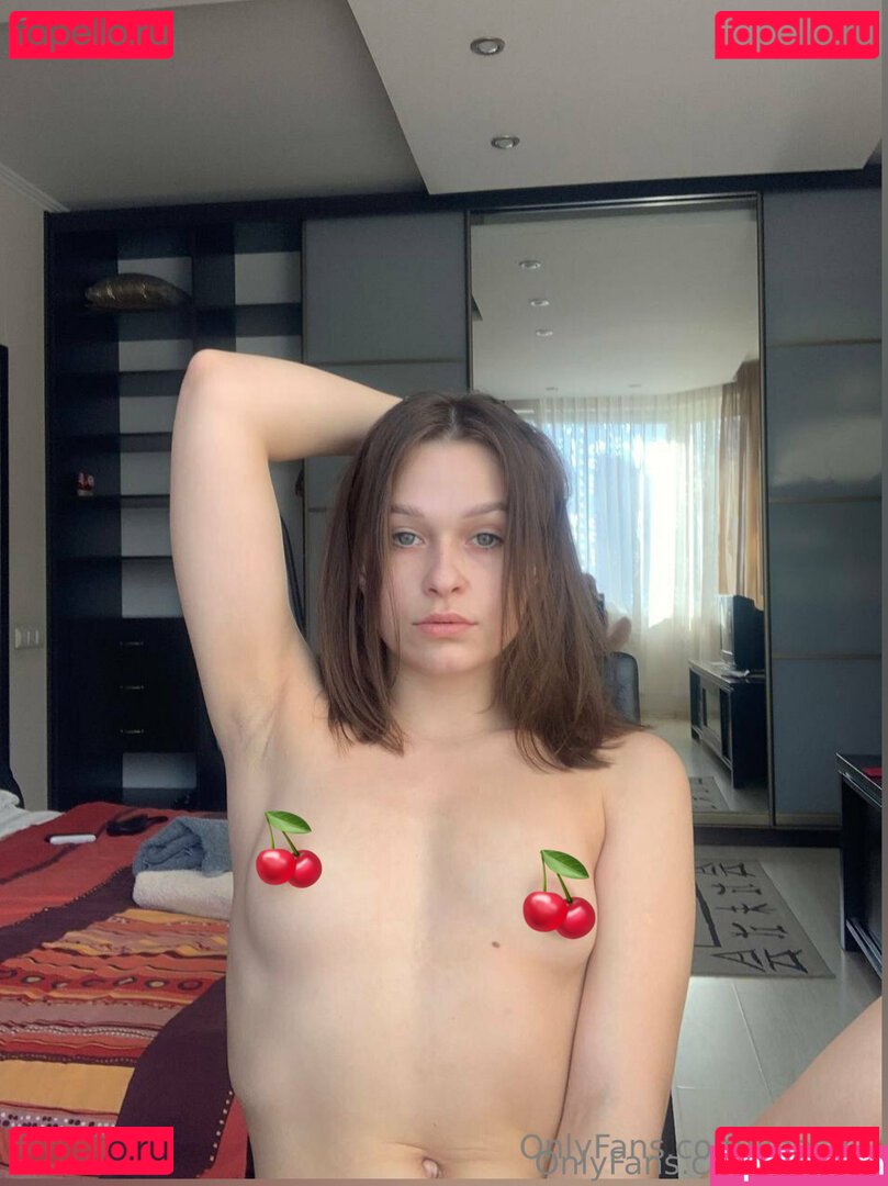 linashy / linnygd Onlyfans Photo Gallery 