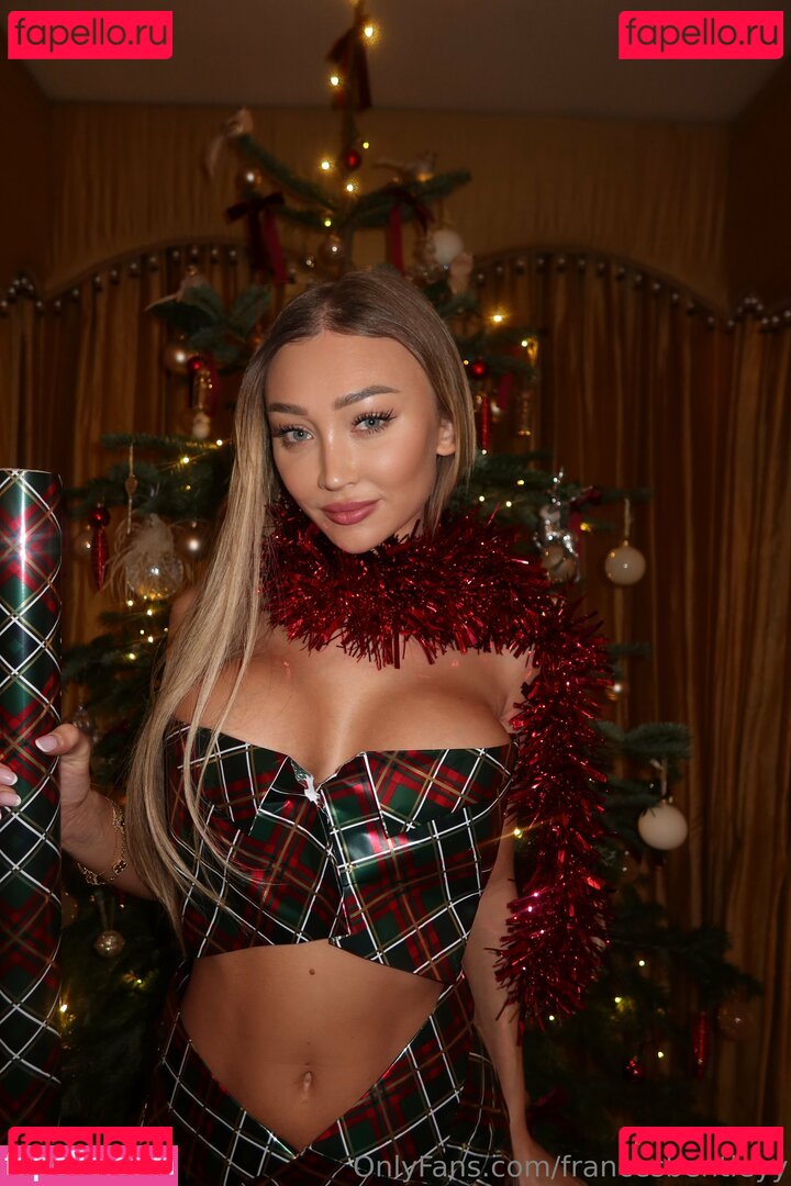 Frances Bentley / frrrantic Onlyfans Photo Gallery 