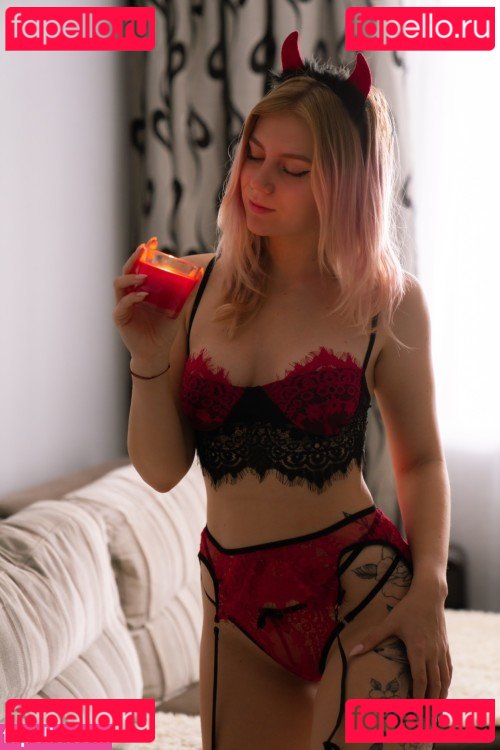 FOX Hobby / FoxHobby / foxdhobbying Onlyfans Photo Gallery 