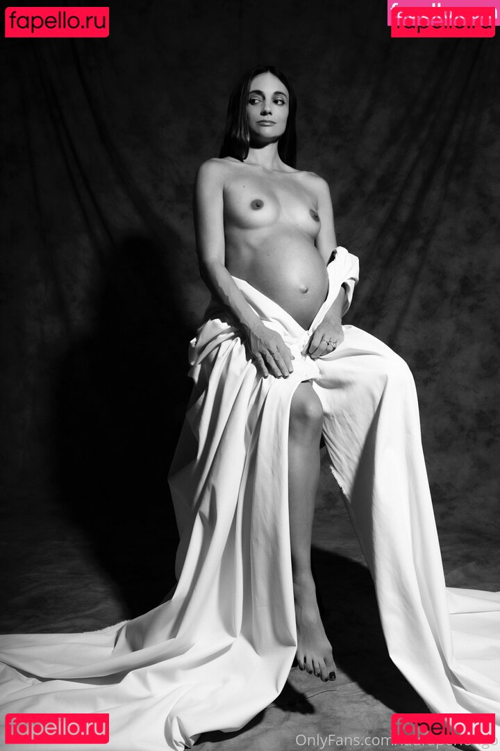 Laura Perlongo / lauraperlongo Onlyfans Photo Gallery 