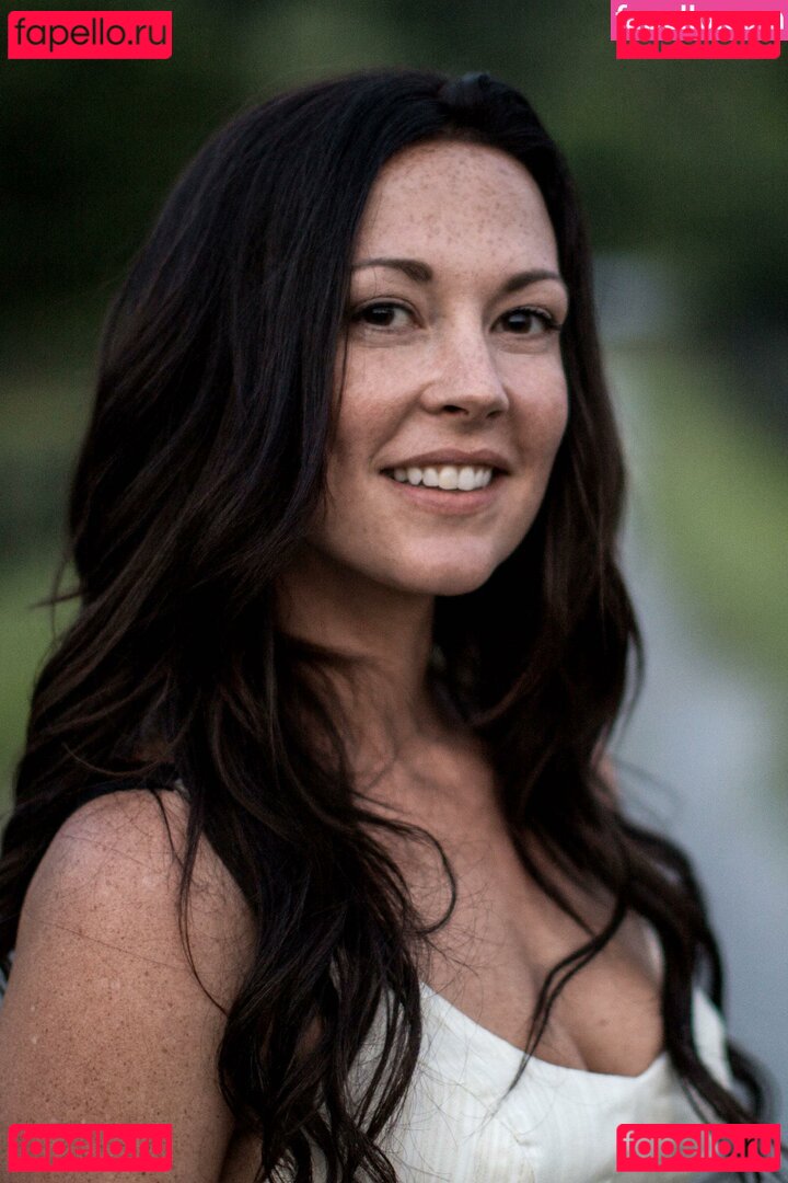 Amanda Shires / amandapearlshires Onlyfans Photo Gallery 