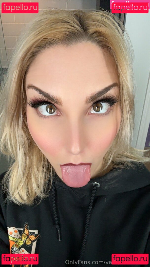 kendallthedancer_ / valkyrievixxxen Onlyfans Photo Gallery 