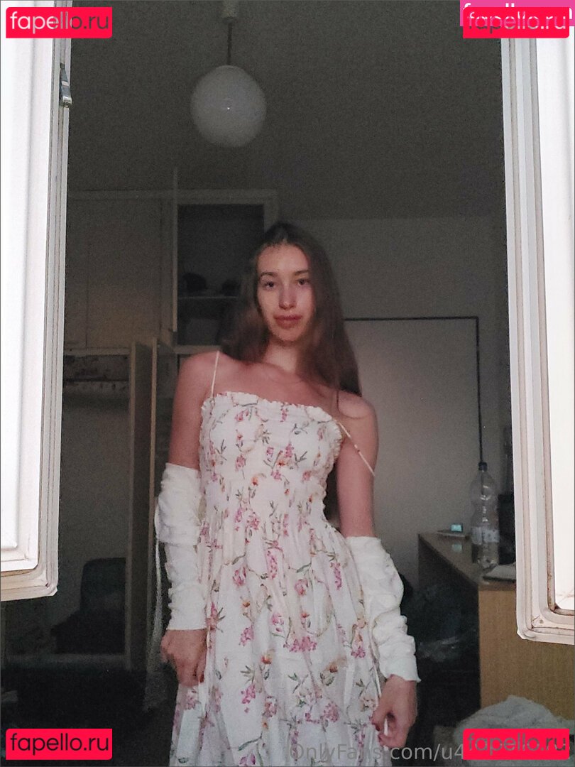 araaiol / aryayarol Onlyfans Photo Gallery 