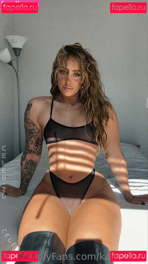 kaye2828 Onlyfans Photo Gallery 