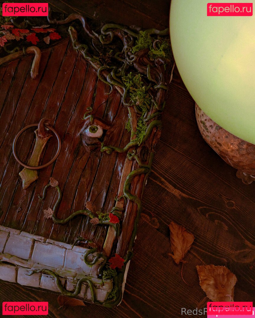 reddoodles2 / reddoodlesart / redsreferences Onlyfans Photo Gallery 