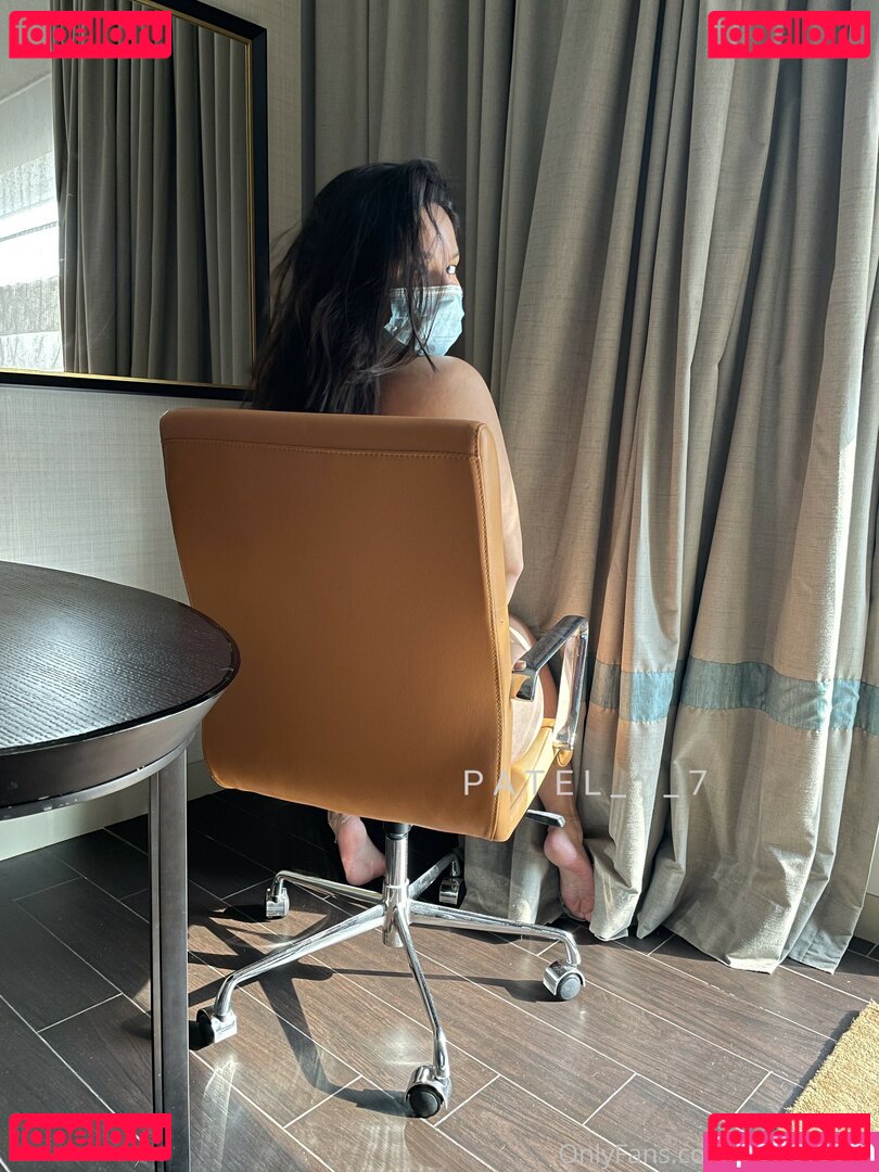 Zeeba Kalan / ZeeebaK / zeebakalan Onlyfans Photo Gallery 