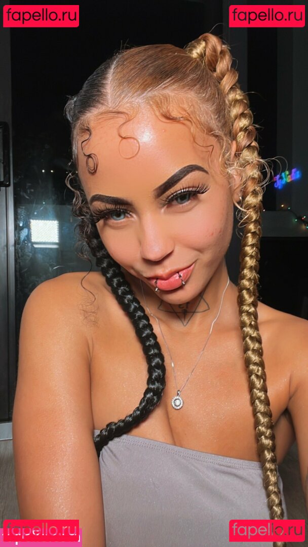 itsnadiarae Onlyfans Photo Gallery 