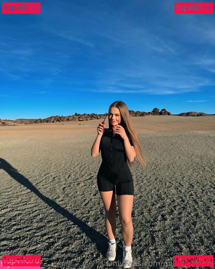 milana.dram.usa / milanadream Onlyfans Photo Gallery 